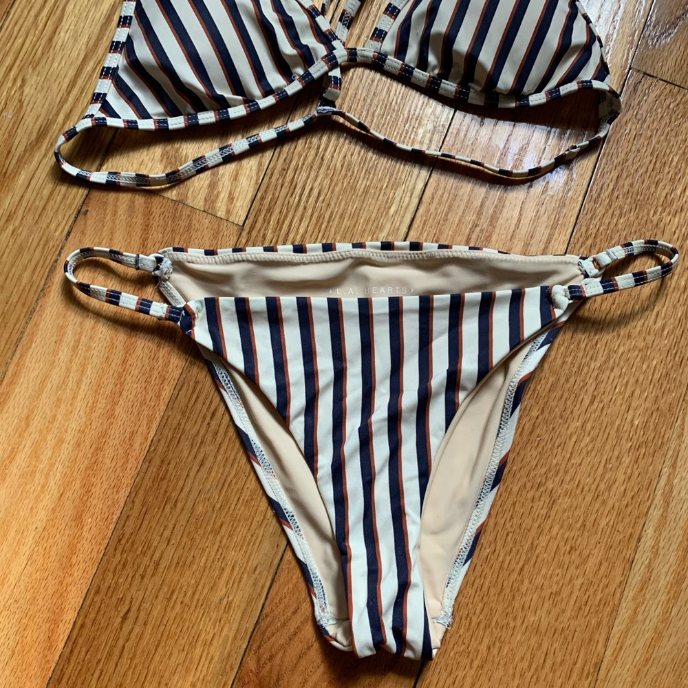 Pacsun Stripped Triangle String Bikini Set - Picture 5 of 10
